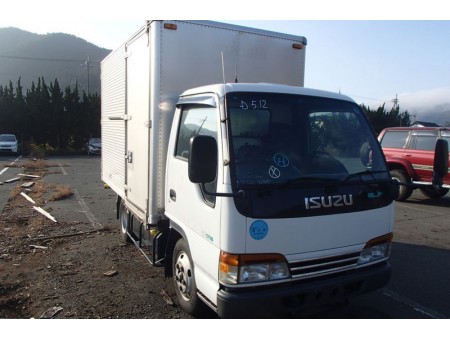 ISUZU 552